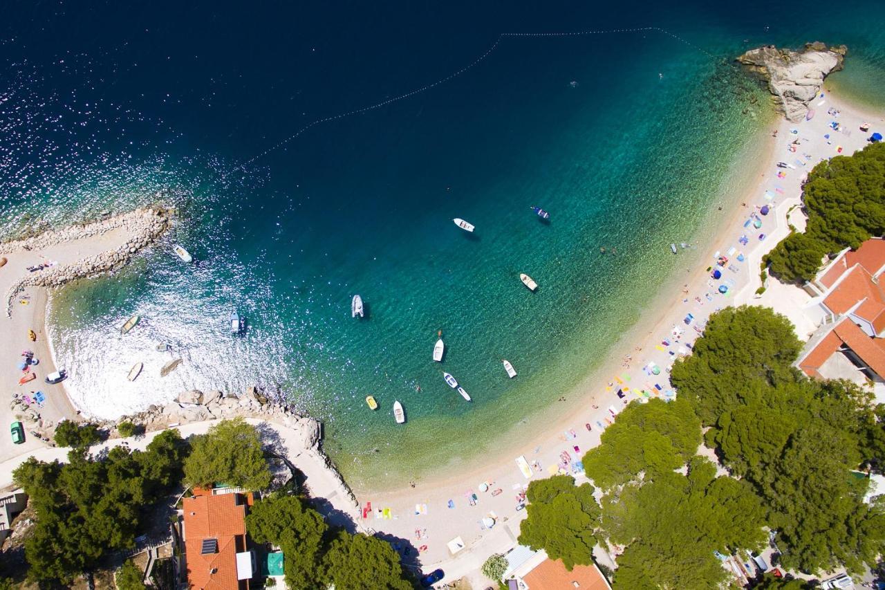 Rooms With A Parking Space Brela, Makarska - 17281 Exteriér fotografie