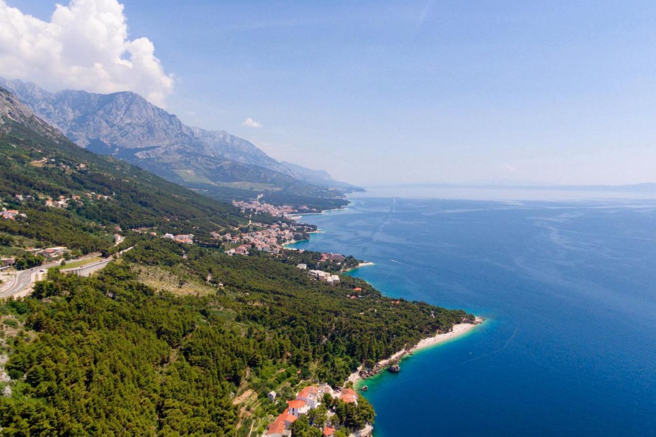 Rooms With A Parking Space Brela, Makarska - 17281 Exteriér fotografie